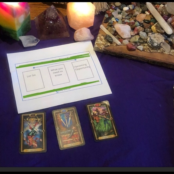 Tarot&Oracle Reading+Comes W/ Succulents, White Sage, a gem,homemade soap&more - Picture 2 of 13